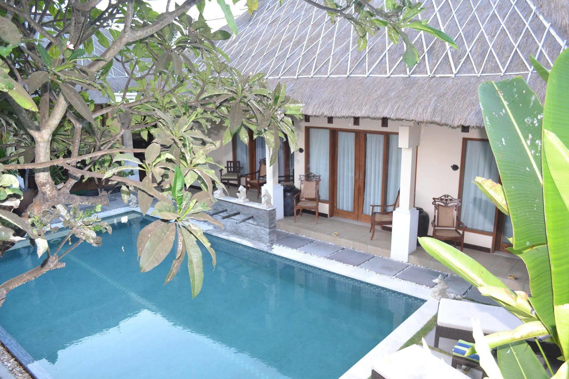D'Alang Alang Villas 塞米亚克 外观 照片